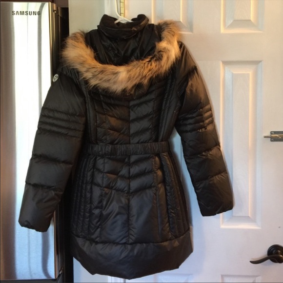 GUESS Puffer Jacket - Picture 2 of 3